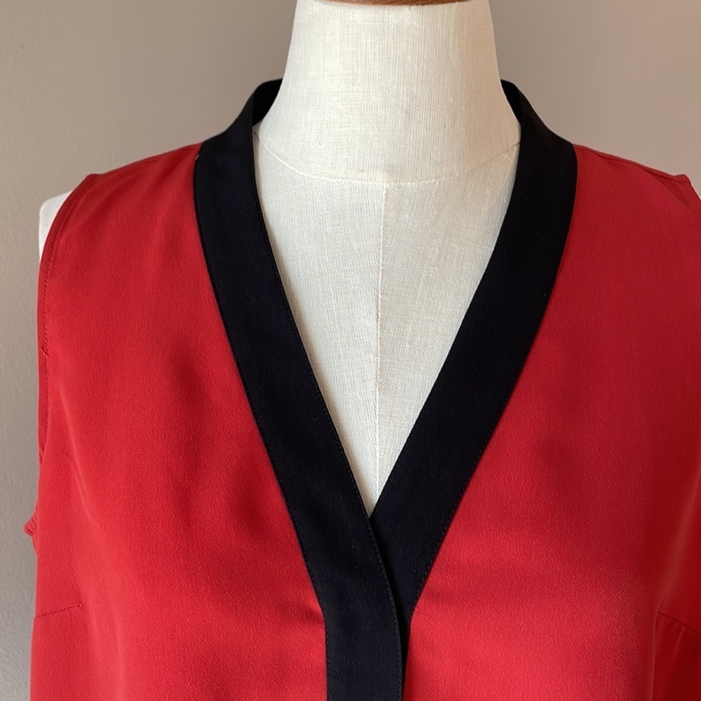 H by HALSTON colorblock sleeveless top snap down front closure rustic orange L - Picture 2 of 9
